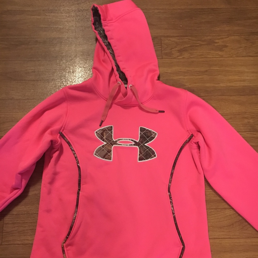 Under Armour Sweatshirt